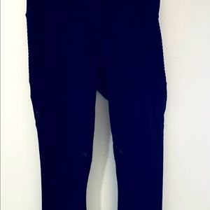 Fabletics PowerHold ankle length leggings